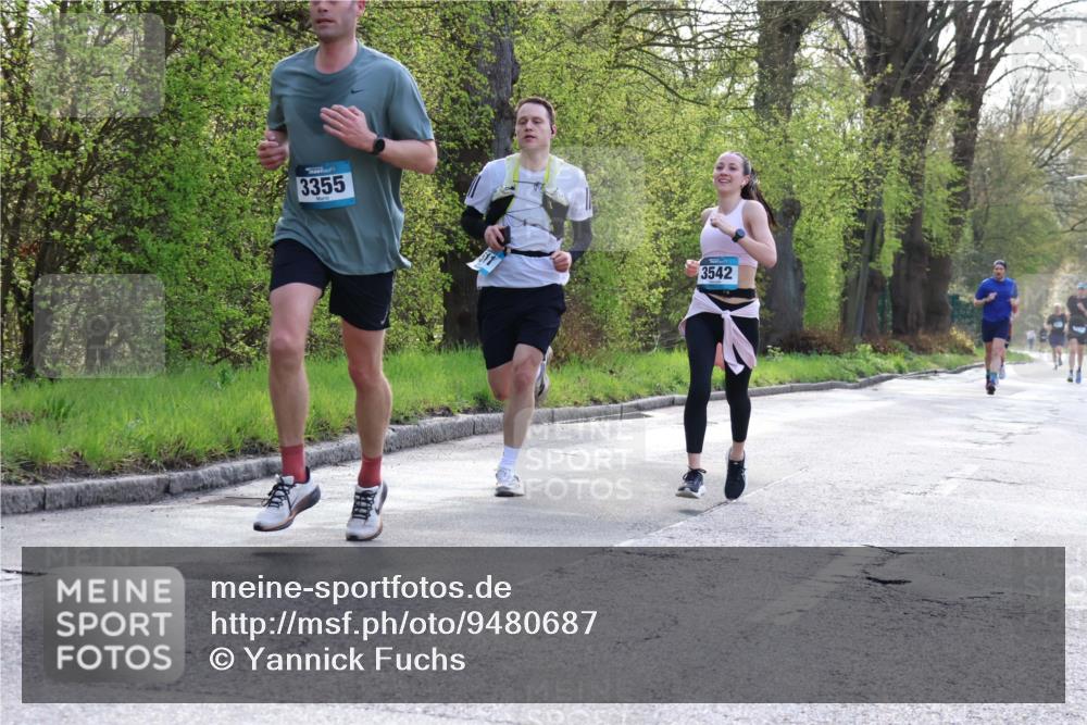 12.04.2026 - 45. Internationalen Wilhelmsburger Insellauf Yannick Fuchs http://msf.ph/oto/9480687 12.04.2026 10:20:18 Laufen 3355, 3542 meine-sportfotos.de