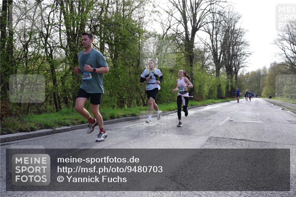 12.04.2026 - 45. Internationalen Wilhelmsburger Insellauf Yannick Fuchs http://msf.ph/oto/9480703 12.04.2026 10:20:19 Laufen 3355, 3542 meine-sportfotos.de