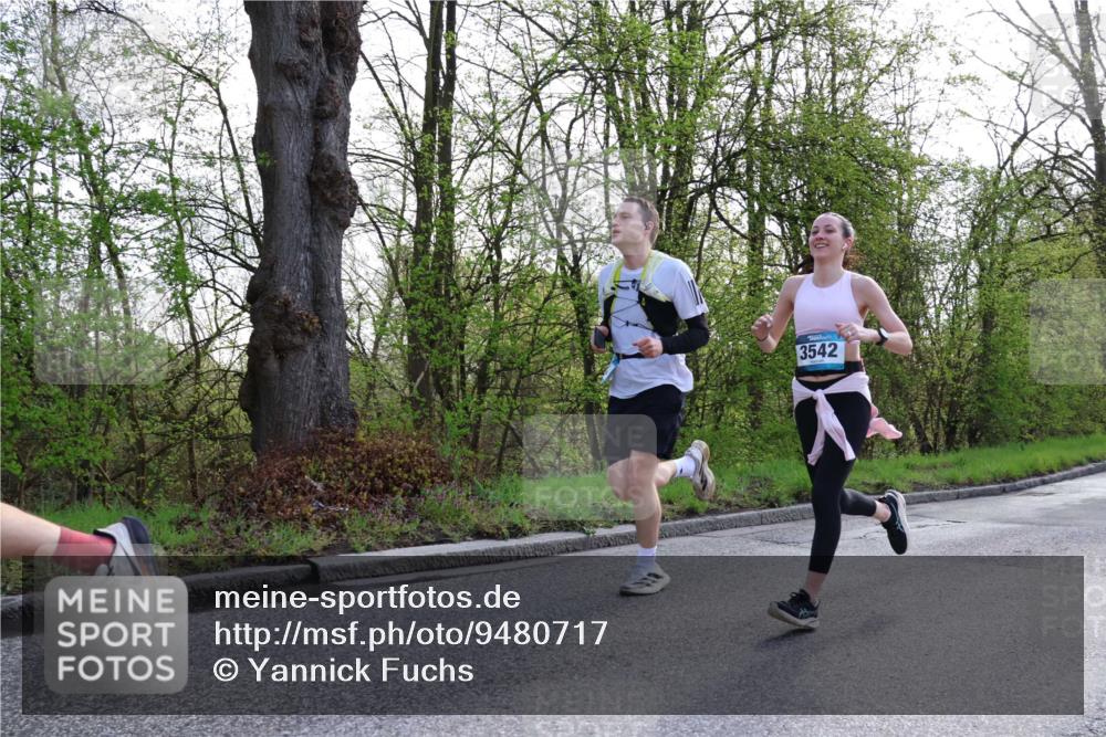 12.04.2026 - 45. Internationalen Wilhelmsburger Insellauf Yannick Fuchs http://msf.ph/oto/9480717 12.04.2026 10:20:20 Laufen 3542 meine-sportfotos.de