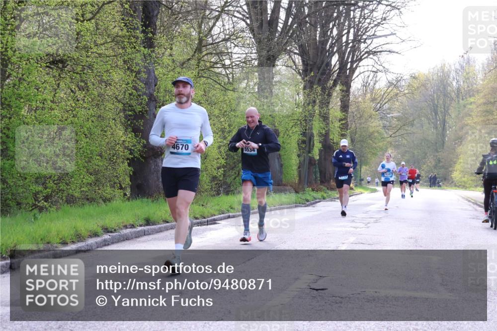 12.04.2026 - 45. Internationalen Wilhelmsburger Insellauf Yannick Fuchs http://msf.ph/oto/9480871 12.04.2026 10:20:36 Laufen 4670, 5534, 713, 4340 meine-sportfotos.de