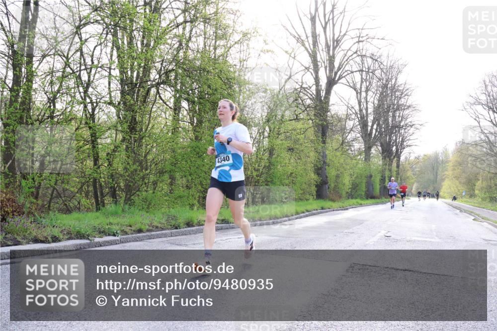 12.04.2026 - 45. Internationalen Wilhelmsburger Insellauf Yannick Fuchs http://msf.ph/oto/9480935 12.04.2026 10:20:45 Laufen 4340 meine-sportfotos.de