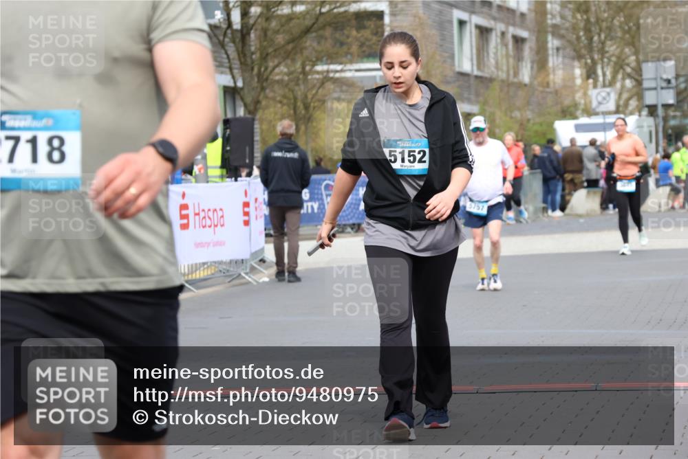 12.04.2026 - 45. Internationalen Wilhelmsburger Insellauf Strokosch-Dieckow http://msf.ph/oto/9480975 12.04.2026 13:26:00 Ziel 5152 meine-sportfotos.de