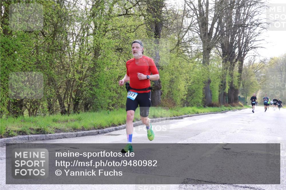 12.04.2026 - 45. Internationalen Wilhelmsburger Insellauf Yannick Fuchs http://msf.ph/oto/9480982 12.04.2026 10:20:51 Laufen 1317 meine-sportfotos.de