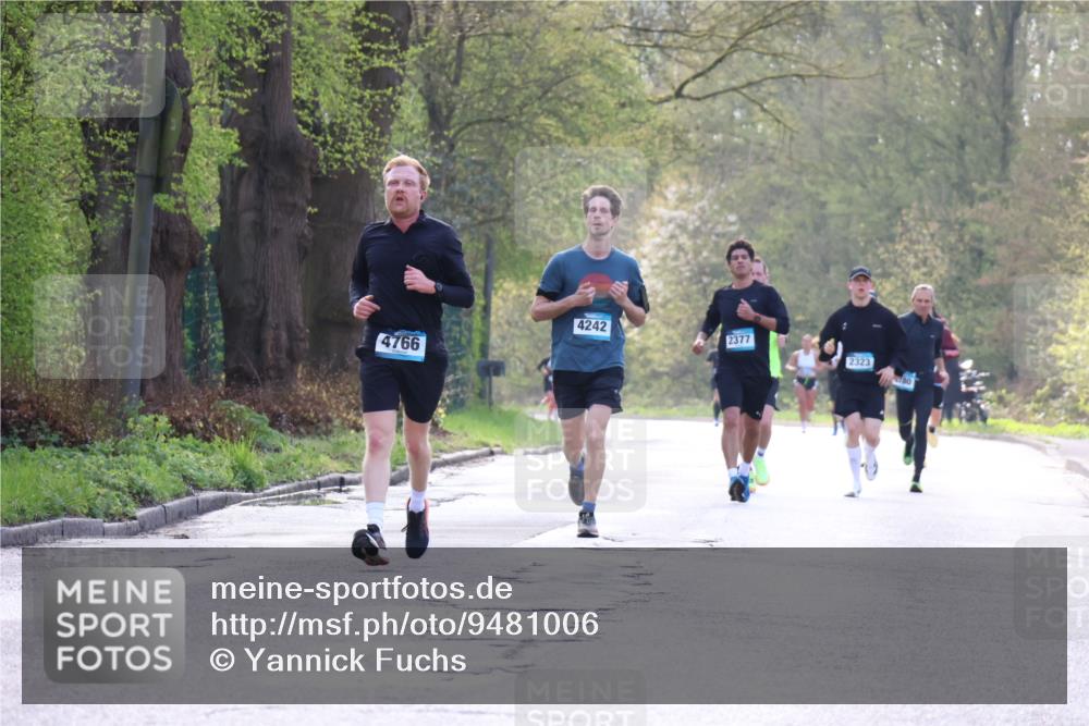 12.04.2026 - 45. Internationalen Wilhelmsburger Insellauf Yannick Fuchs http://msf.ph/oto/9481006 12.04.2026 10:20:55 Laufen 4242, 2377, 4766, 2323, 80 meine-sportfotos.de