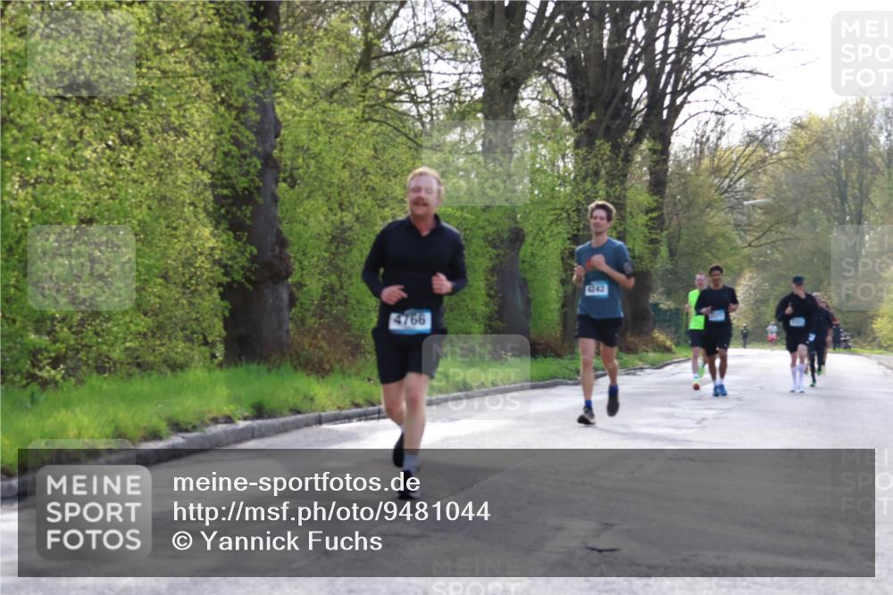 12.04.2026 - 45. Internationalen Wilhelmsburger Insellauf Yannick Fuchs http://msf.ph/oto/9481044 12.04.2026 10:21:01 Laufen 4766, 4242, 2977 meine-sportfotos.de