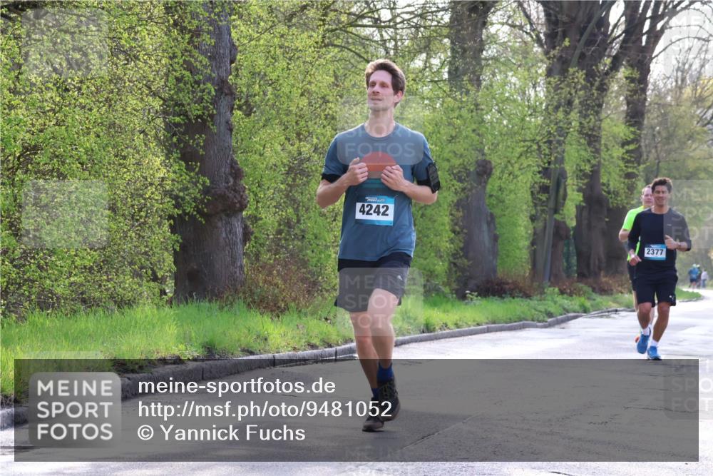 12.04.2026 - 45. Internationalen Wilhelmsburger Insellauf Yannick Fuchs http://msf.ph/oto/9481052 12.04.2026 10:21:03 Laufen 4242, 2377 meine-sportfotos.de