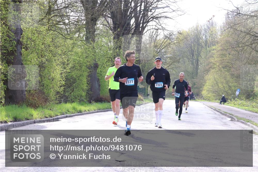 12.04.2026 - 45. Internationalen Wilhelmsburger Insellauf Yannick Fuchs http://msf.ph/oto/9481076 12.04.2026 10:21:06 Laufen 2377, 2323, 2780 meine-sportfotos.de