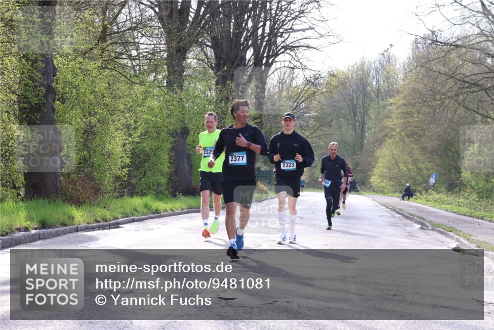 12.04.2026 - 45. Internationalen Wilhelmsburger Insellauf Yannick Fuchs http://msf.ph/oto/9481081 12.04.2026 10:21:06 Laufen 2325, 2377, 2323 meine-sportfotos.de