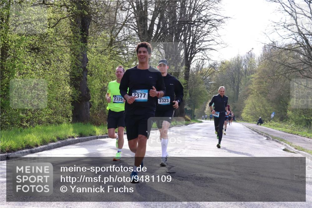 12.04.2026 - 45. Internationalen Wilhelmsburger Insellauf Yannick Fuchs http://msf.ph/oto/9481109 12.04.2026 10:21:08 Laufen 2325, 2377, 2323, 780 meine-sportfotos.de