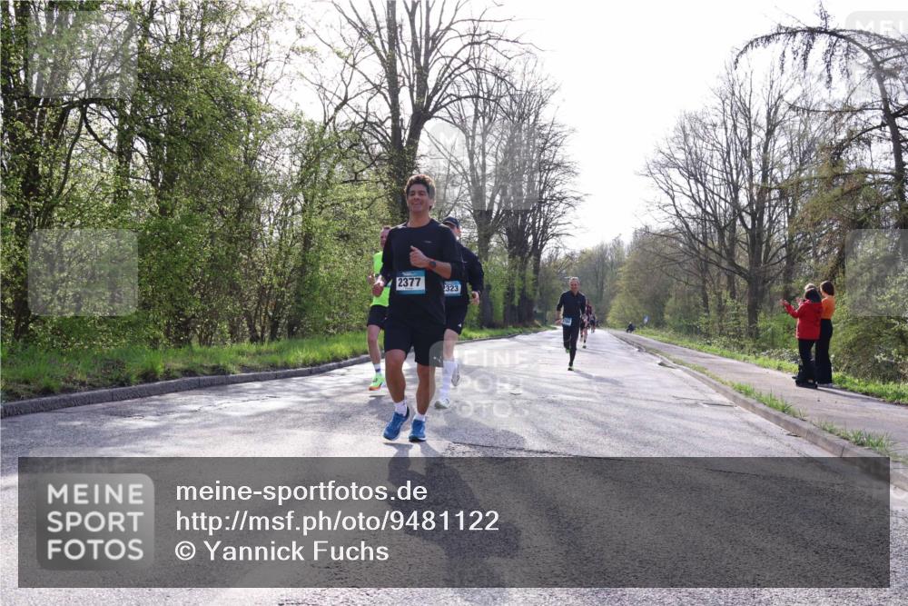 12.04.2026 - 45. Internationalen Wilhelmsburger Insellauf Yannick Fuchs http://msf.ph/oto/9481122 12.04.2026 10:21:09 Laufen 2377, 323 meine-sportfotos.de
