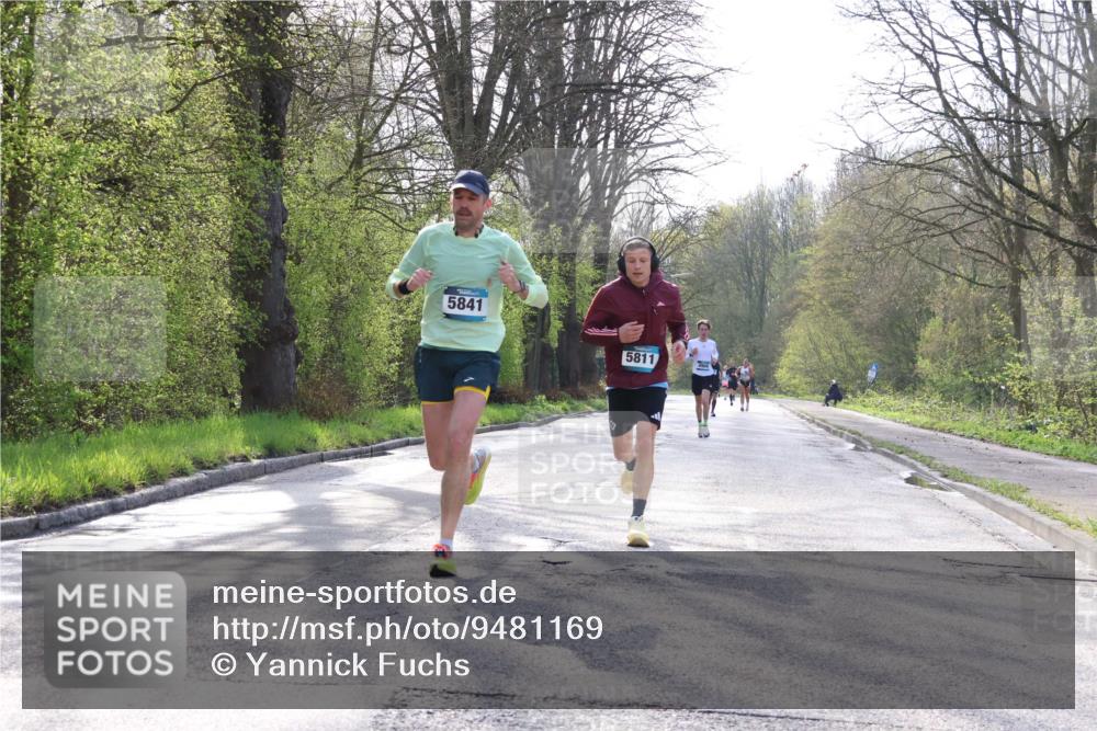 12.04.2026 - 45. Internationalen Wilhelmsburger Insellauf Yannick Fuchs http://msf.ph/oto/9481169 12.04.2026 10:21:13 Laufen 5841, 5811 meine-sportfotos.de