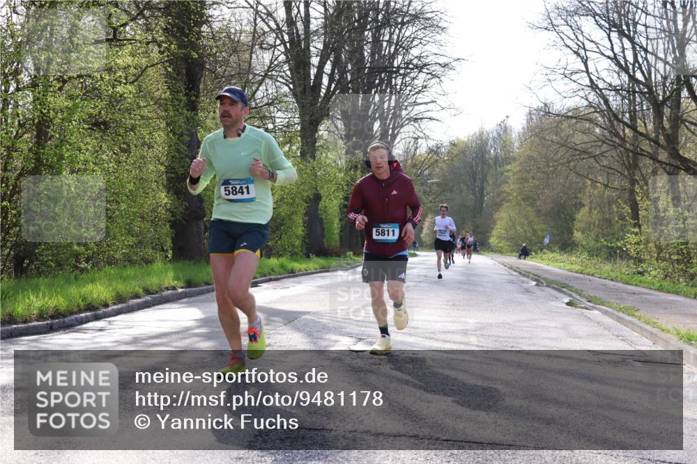 12.04.2026 - 45. Internationalen Wilhelmsburger Insellauf Yannick Fuchs http://msf.ph/oto/9481178 12.04.2026 10:21:13 Laufen 5841, 5811 meine-sportfotos.de