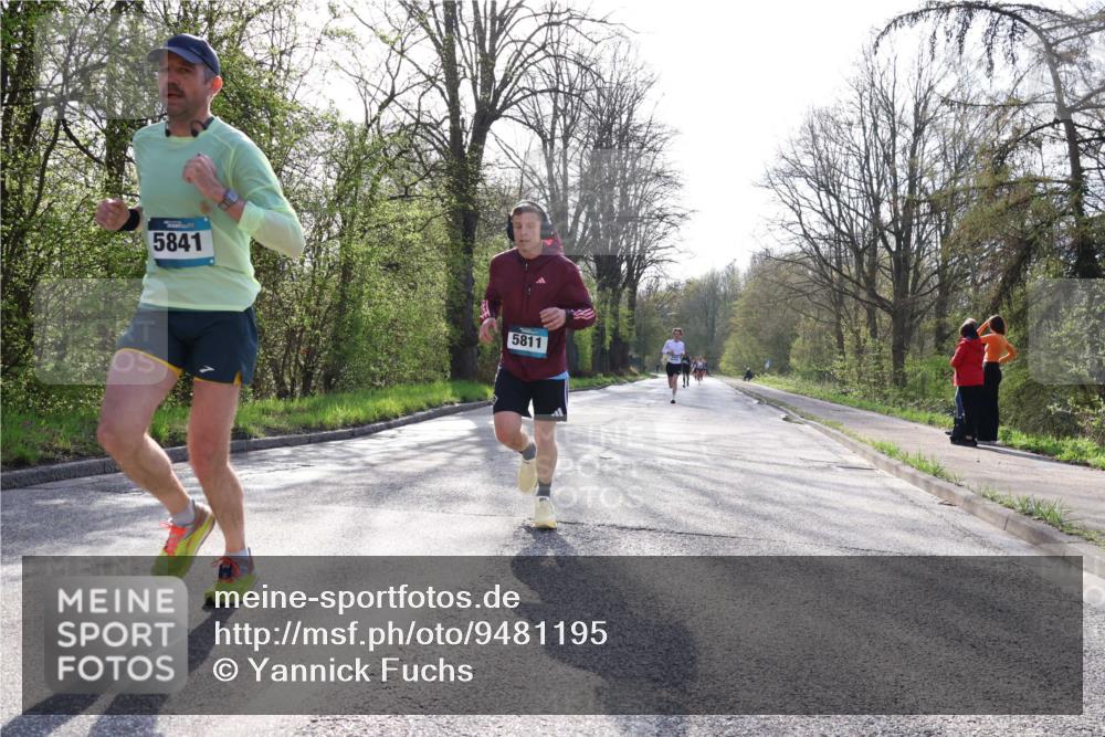 12.04.2026 - 45. Internationalen Wilhelmsburger Insellauf Yannick Fuchs http://msf.ph/oto/9481195 12.04.2026 10:21:14 Laufen 5841, 5811 meine-sportfotos.de