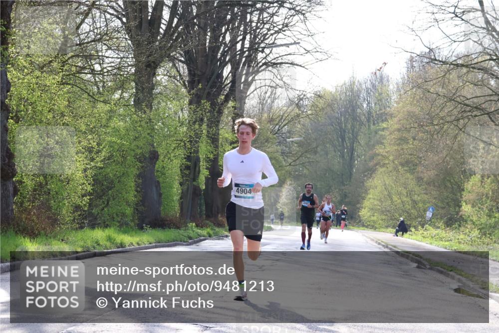 12.04.2026 - 45. Internationalen Wilhelmsburger Insellauf Yannick Fuchs http://msf.ph/oto/9481213 12.04.2026 10:21:17 Laufen 4904 meine-sportfotos.de