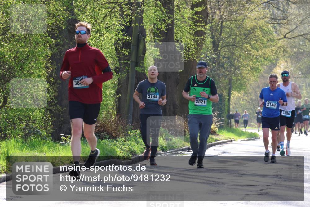12.04.2026 - 45. Internationalen Wilhelmsburger Insellauf Yannick Fuchs http://msf.ph/oto/9481232 12.04.2026 10:29:10 Laufen 38, 3144, 2521, 2148, 2456 meine-sportfotos.de