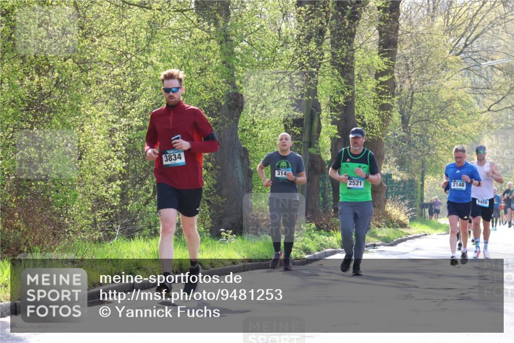 12.04.2026 - 45. Internationalen Wilhelmsburger Insellauf Yannick Fuchs http://msf.ph/oto/9481253 12.04.2026 10:29:11 Laufen 3834, 314, 2521, 2148, 2456 meine-sportfotos.de