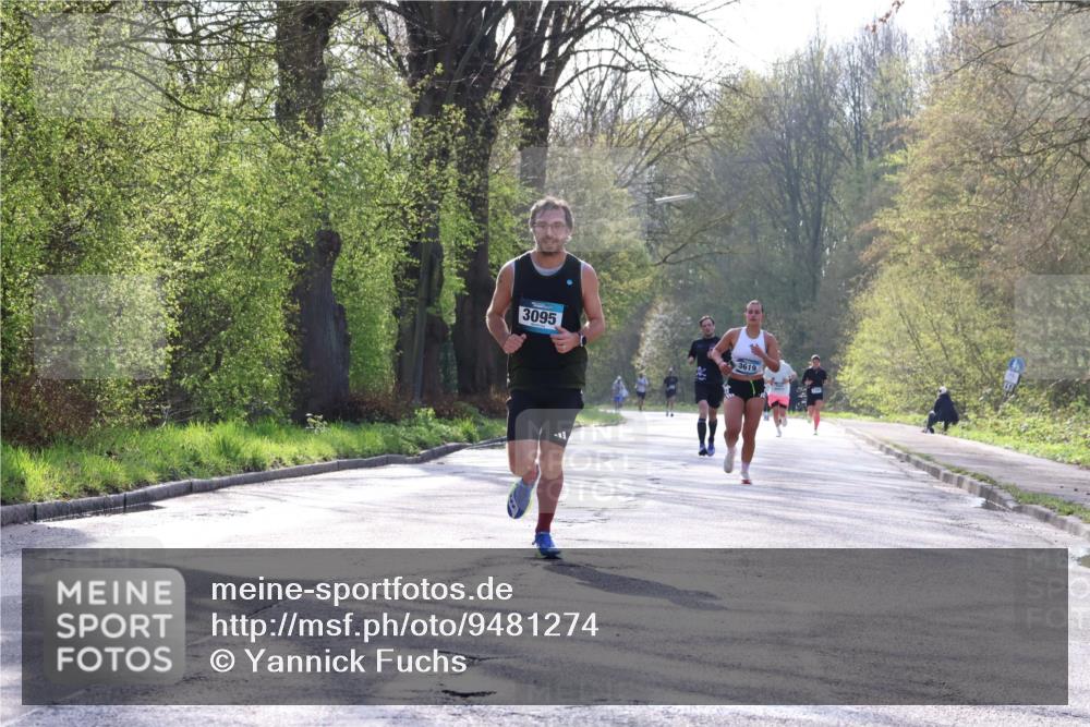 12.04.2026 - 45. Internationalen Wilhelmsburger Insellauf Yannick Fuchs http://msf.ph/oto/9481274 12.04.2026 10:21:22 Laufen 3095, 3619 meine-sportfotos.de