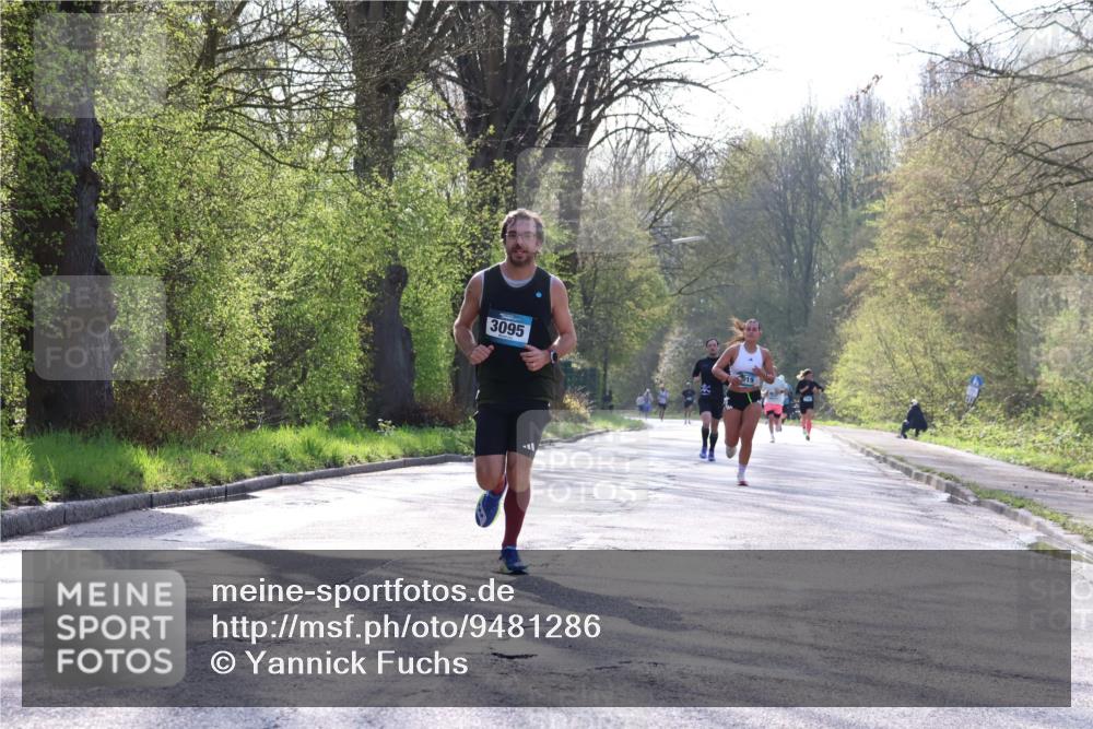12.04.2026 - 45. Internationalen Wilhelmsburger Insellauf Yannick Fuchs http://msf.ph/oto/9481286 12.04.2026 10:21:23 Laufen 3095, 19 meine-sportfotos.de