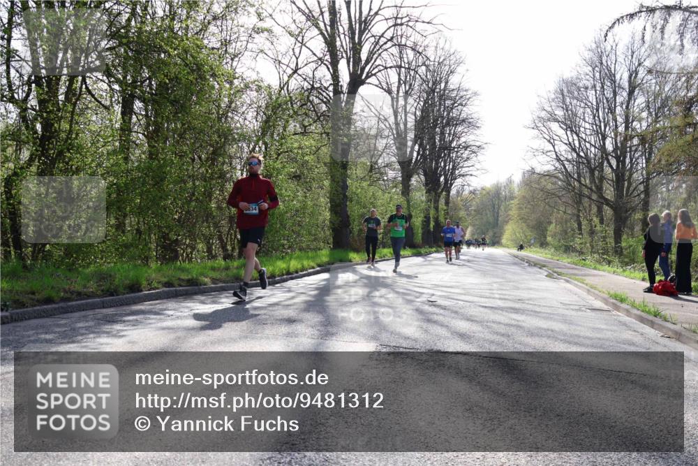 12.04.2026 - 45. Internationalen Wilhelmsburger Insellauf Yannick Fuchs http://msf.ph/oto/9481312 12.04.2026 10:29:15 Laufen 2521 meine-sportfotos.de