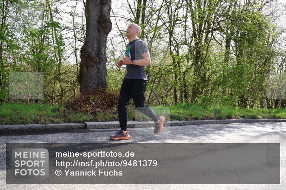 12.04.2026 - 45. Internationalen Wilhelmsburger Insellauf Yannick Fuchs http://msf.ph/oto/9481379 12.04.2026 10:29:20 Laufen  meine-sportfotos.de