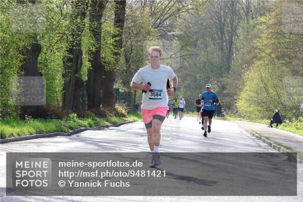 12.04.2026 - 45. Internationalen Wilhelmsburger Insellauf Yannick Fuchs http://msf.ph/oto/9481421 12.04.2026 10:21:35 Laufen 3584, 3706 meine-sportfotos.de