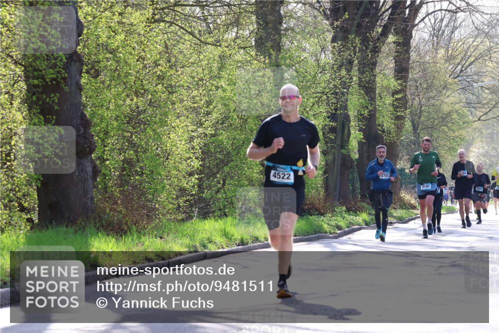 12.04.2026 - 45. Internationalen Wilhelmsburger Insellauf Yannick Fuchs http://msf.ph/oto/9481511 12.04.2026 10:29:32 Laufen 3702, 4522, 2100, 5254 meine-sportfotos.de
