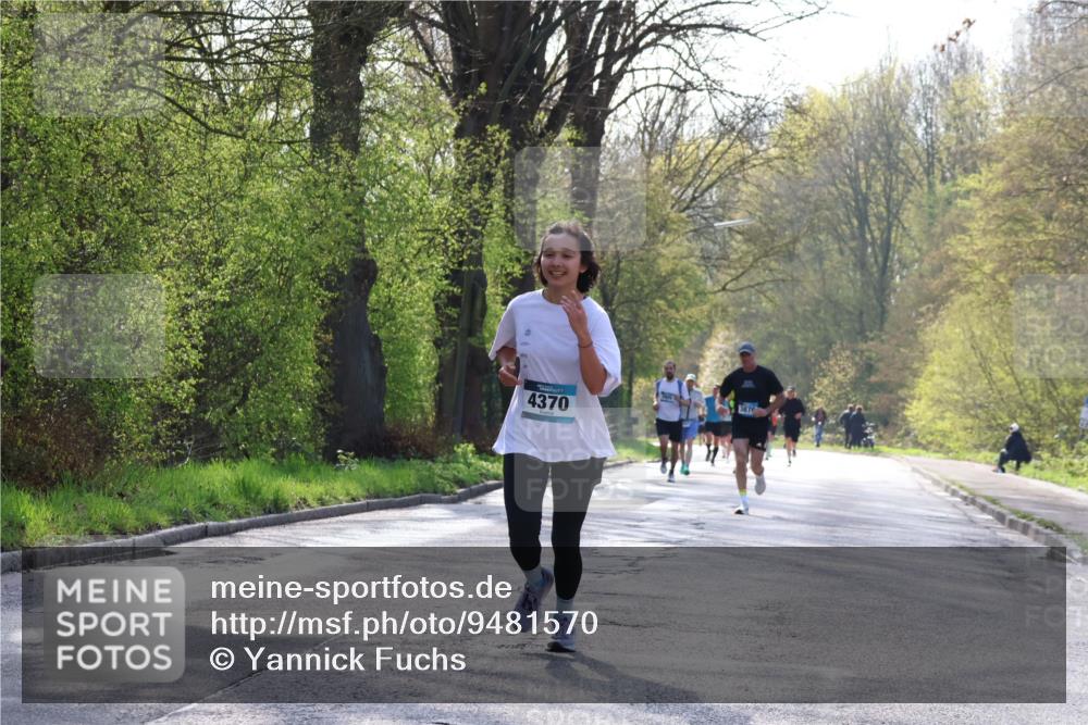 12.04.2026 - 45. Internationalen Wilhelmsburger Insellauf Yannick Fuchs http://msf.ph/oto/9481570 12.04.2026 10:21:49 Laufen 4370 meine-sportfotos.de