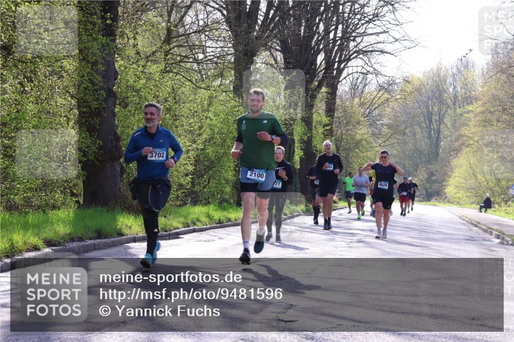 12.04.2026 - 45. Internationalen Wilhelmsburger Insellauf Yannick Fuchs http://msf.ph/oto/9481596 12.04.2026 10:29:38 Laufen 3702, 2100, 77, 4629 meine-sportfotos.de