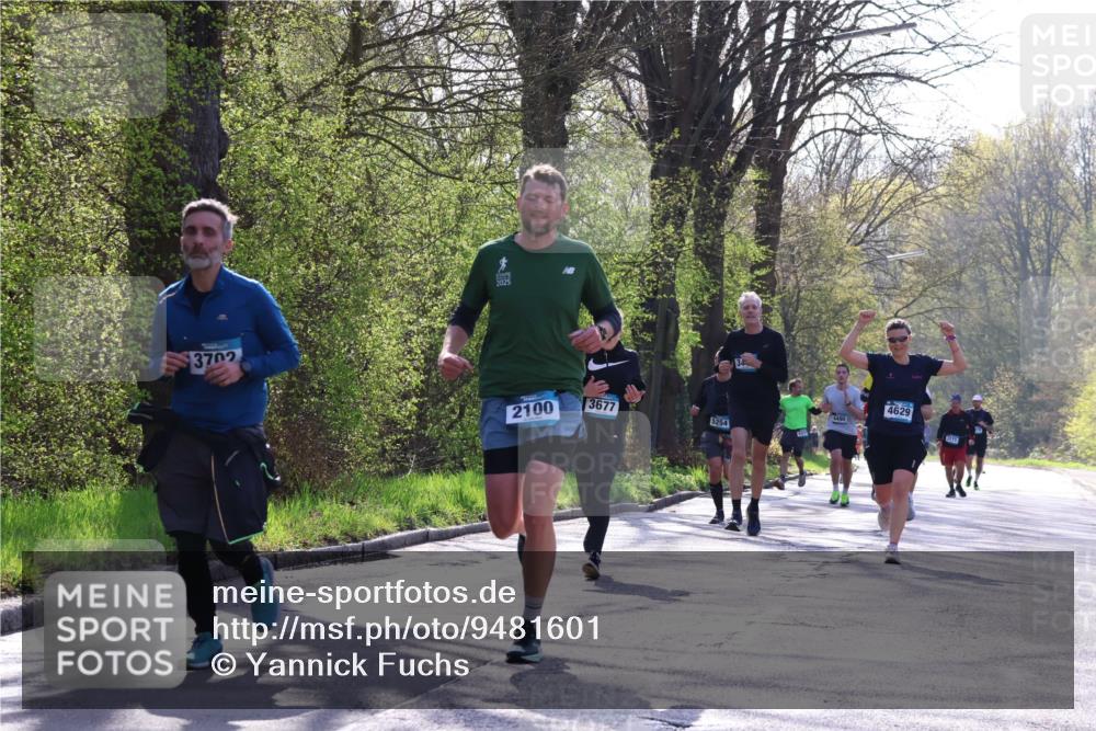 12.04.2026 - 45. Internationalen Wilhelmsburger Insellauf Yannick Fuchs http://msf.ph/oto/9481601 12.04.2026 10:29:39 Laufen 3702, 2100, 3677, 5254, 4490, 4629 meine-sportfotos.de