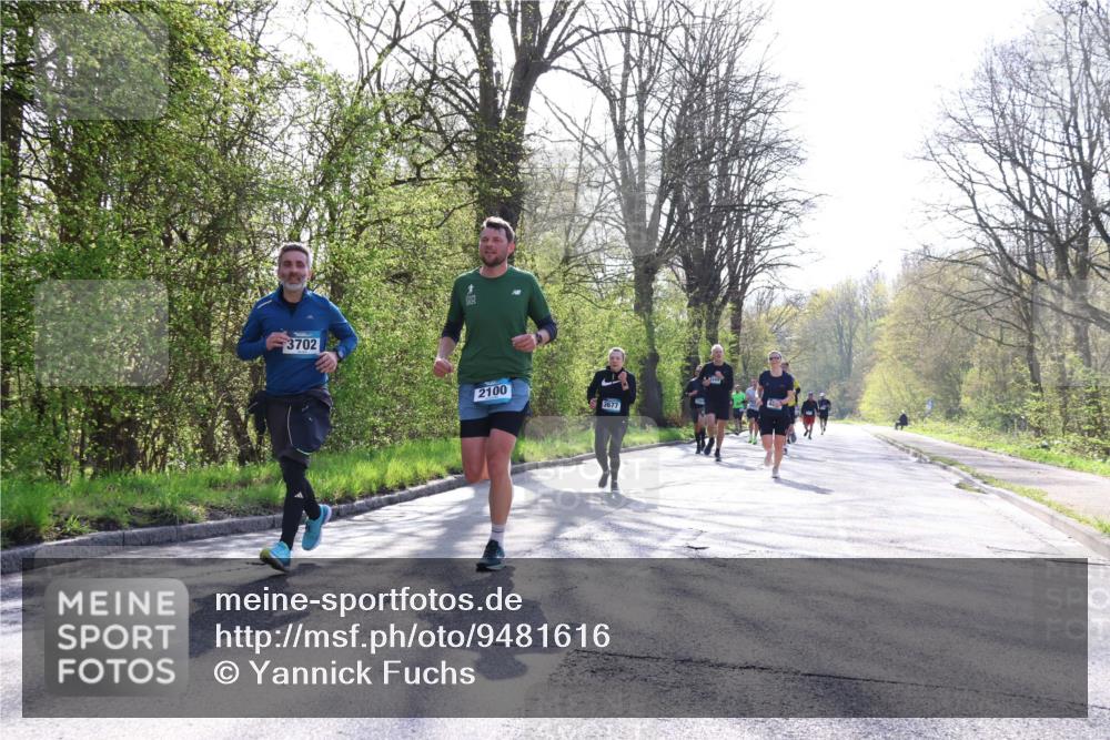 12.04.2026 - 45. Internationalen Wilhelmsburger Insellauf Yannick Fuchs http://msf.ph/oto/9481616 12.04.2026 10:29:40 Laufen 3702, 2100, 3677 meine-sportfotos.de