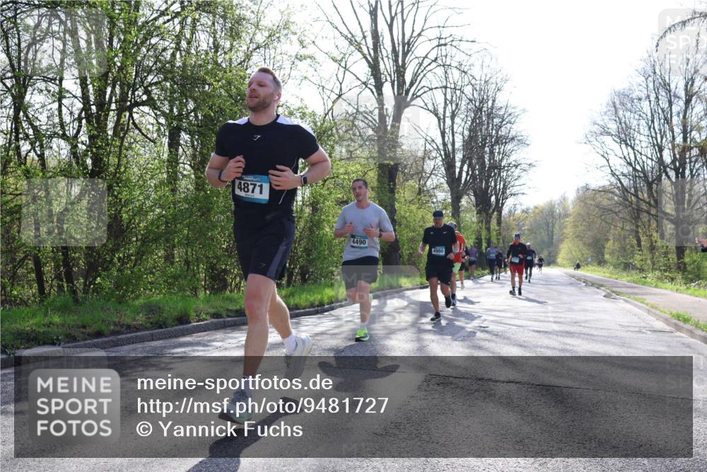 12.04.2026 - 45. Internationalen Wilhelmsburger Insellauf Yannick Fuchs http://msf.ph/oto/9481727 12.04.2026 10:29:49 Laufen 4871, 4490, 4980 meine-sportfotos.de