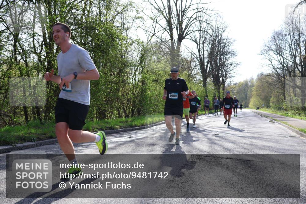 12.04.2026 - 45. Internationalen Wilhelmsburger Insellauf Yannick Fuchs http://msf.ph/oto/9481742 12.04.2026 10:29:50 Laufen 4980, 4976, 3171 meine-sportfotos.de