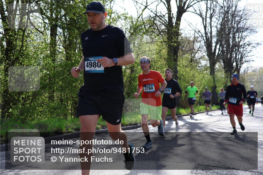 12.04.2026 - 45. Internationalen Wilhelmsburger Insellauf Yannick Fuchs http://msf.ph/oto/9481753 12.04.2026 10:29:51 Laufen 4980, 2768, 4976, 3171 meine-sportfotos.de