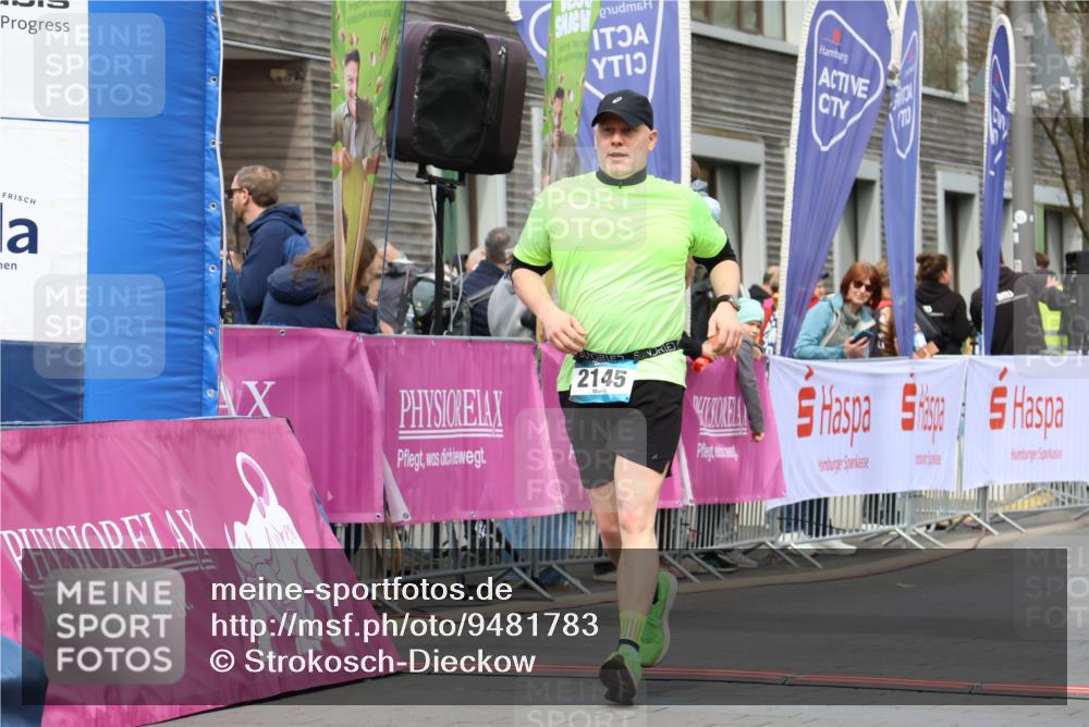 12.04.2026 - 45. Internationalen Wilhelmsburger Insellauf Strokosch-Dieckow http://msf.ph/oto/9481783 12.04.2026 13:24:52 Ziel 2145 meine-sportfotos.de