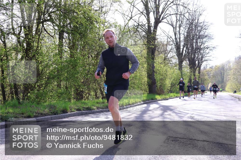 12.04.2026 - 45. Internationalen Wilhelmsburger Insellauf Yannick Fuchs http://msf.ph/oto/9481832 12.04.2026 10:29:58 Laufen  meine-sportfotos.de