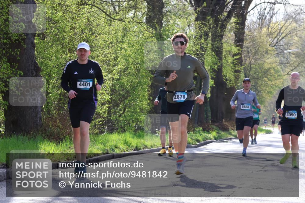 12.04.2026 - 45. Internationalen Wilhelmsburger Insellauf Yannick Fuchs http://msf.ph/oto/9481842 12.04.2026 10:30:00 Laufen 4401, 2878, 5688, 3090 meine-sportfotos.de