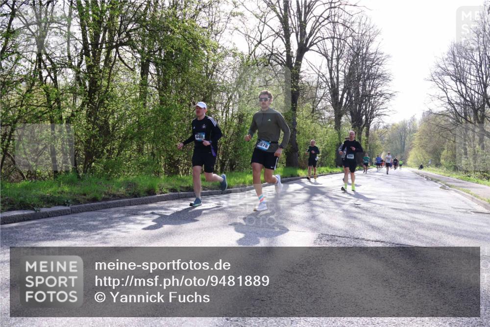 12.04.2026 - 45. Internationalen Wilhelmsburger Insellauf Yannick Fuchs http://msf.ph/oto/9481889 12.04.2026 10:30:03 Laufen 4401, 2878, 3090 meine-sportfotos.de