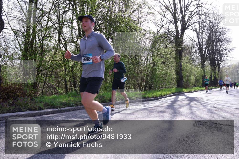 12.04.2026 - 45. Internationalen Wilhelmsburger Insellauf Yannick Fuchs http://msf.ph/oto/9481933 12.04.2026 10:30:07 Laufen 5688, 527 meine-sportfotos.de
