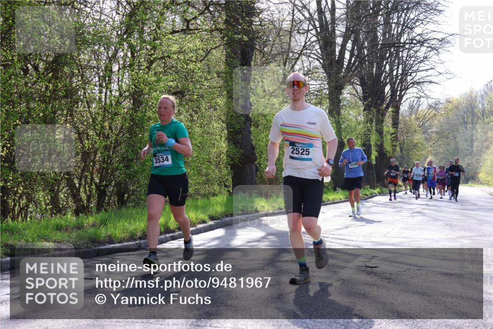 12.04.2026 - 45. Internationalen Wilhelmsburger Insellauf Yannick Fuchs http://msf.ph/oto/9481967 12.04.2026 10:30:12 Laufen 3534, 2525, 4295 meine-sportfotos.de