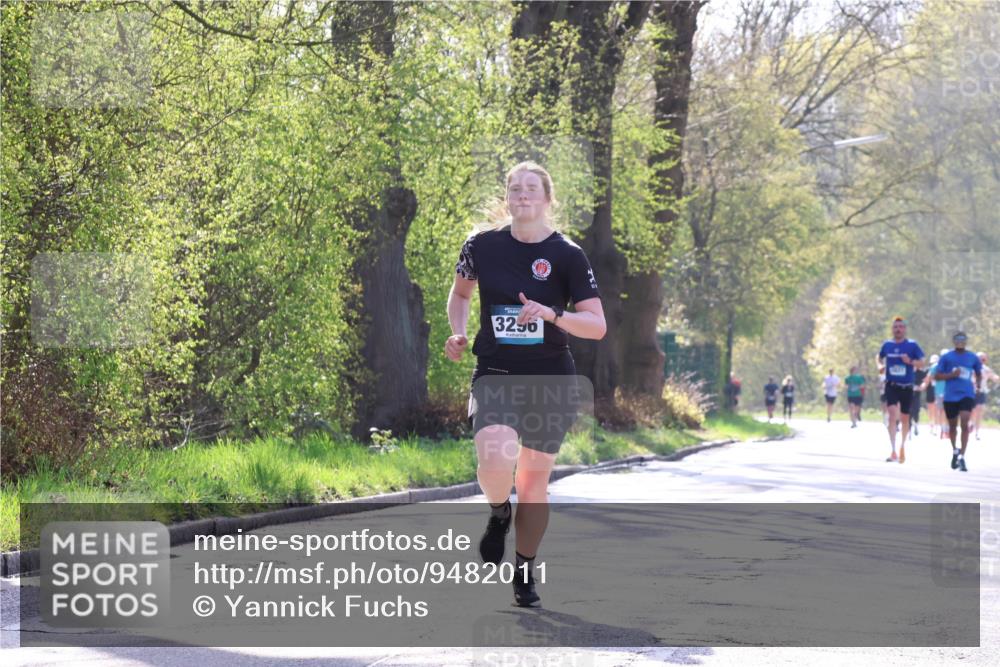 12.04.2026 - 45. Internationalen Wilhelmsburger Insellauf Yannick Fuchs http://msf.ph/oto/9482011 12.04.2026 10:22:28 Laufen 3296 meine-sportfotos.de
