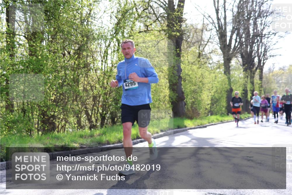 12.04.2026 - 45. Internationalen Wilhelmsburger Insellauf Yannick Fuchs http://msf.ph/oto/9482019 12.04.2026 10:30:16 Laufen 4295 meine-sportfotos.de
