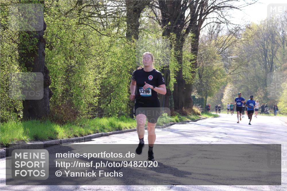 12.04.2026 - 45. Internationalen Wilhelmsburger Insellauf Yannick Fuchs http://msf.ph/oto/9482020 12.04.2026 10:22:29 Laufen 3296 meine-sportfotos.de
