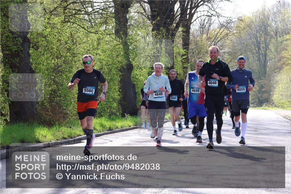 12.04.2026 - 45. Internationalen Wilhelmsburger Insellauf Yannick Fuchs http://msf.ph/oto/9482038 12.04.2026 10:30:18 Laufen 5560, 4645, 4680, 4646, 4655, 4649 meine-sportfotos.de