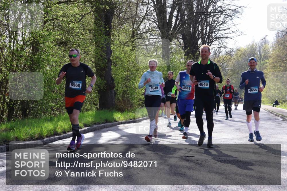 12.04.2026 - 45. Internationalen Wilhelmsburger Insellauf Yannick Fuchs http://msf.ph/oto/9482071 12.04.2026 10:30:20 Laufen 5560, 4645, 468, 4649, 4646, 4655, 3381 meine-sportfotos.de