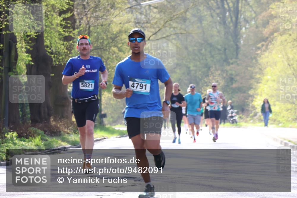 12.04.2026 - 45. Internationalen Wilhelmsburger Insellauf Yannick Fuchs http://msf.ph/oto/9482091 12.04.2026 10:22:37 Laufen 5821, 4791 meine-sportfotos.de