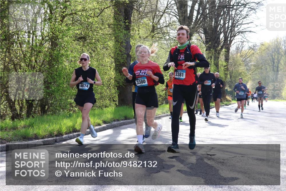 12.04.2026 - 45. Internationalen Wilhelmsburger Insellauf Yannick Fuchs http://msf.ph/oto/9482132 12.04.2026 10:30:25 Laufen 4674, 3380, 3381, 88, 4262 meine-sportfotos.de