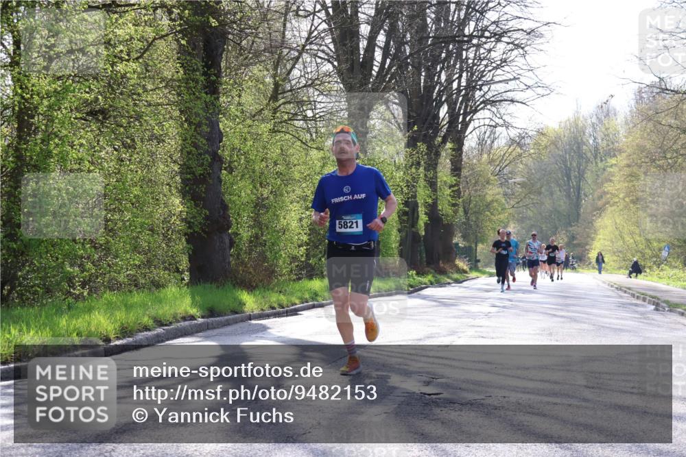 12.04.2026 - 45. Internationalen Wilhelmsburger Insellauf Yannick Fuchs http://msf.ph/oto/9482153 12.04.2026 10:22:42 Laufen 5821 meine-sportfotos.de