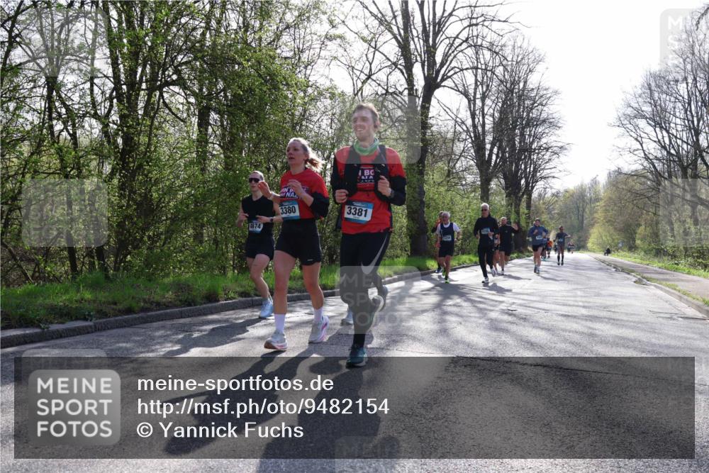 12.04.2026 - 45. Internationalen Wilhelmsburger Insellauf Yannick Fuchs http://msf.ph/oto/9482154 12.04.2026 10:30:26 Laufen 4674, 3380, 3381 meine-sportfotos.de