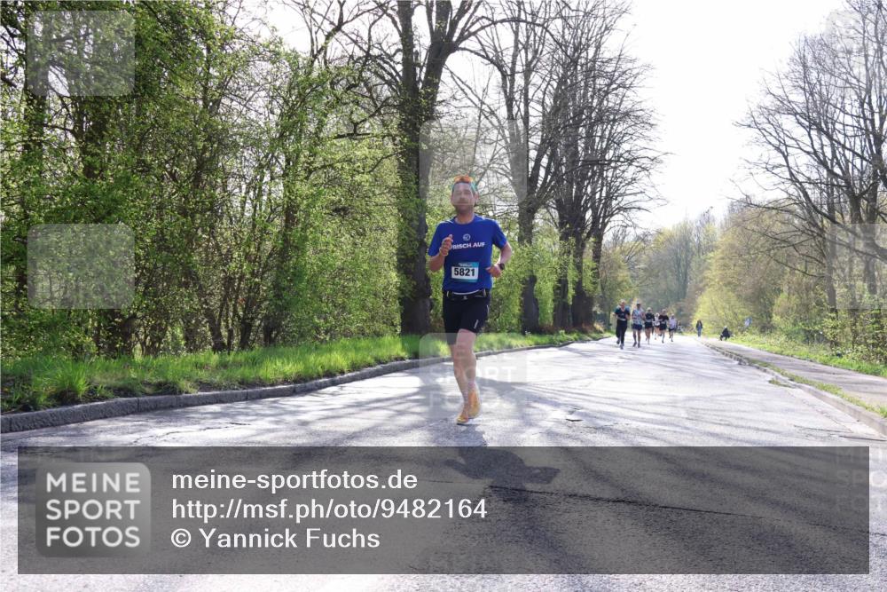 12.04.2026 - 45. Internationalen Wilhelmsburger Insellauf Yannick Fuchs http://msf.ph/oto/9482164 12.04.2026 10:22:42 Laufen 5821 meine-sportfotos.de