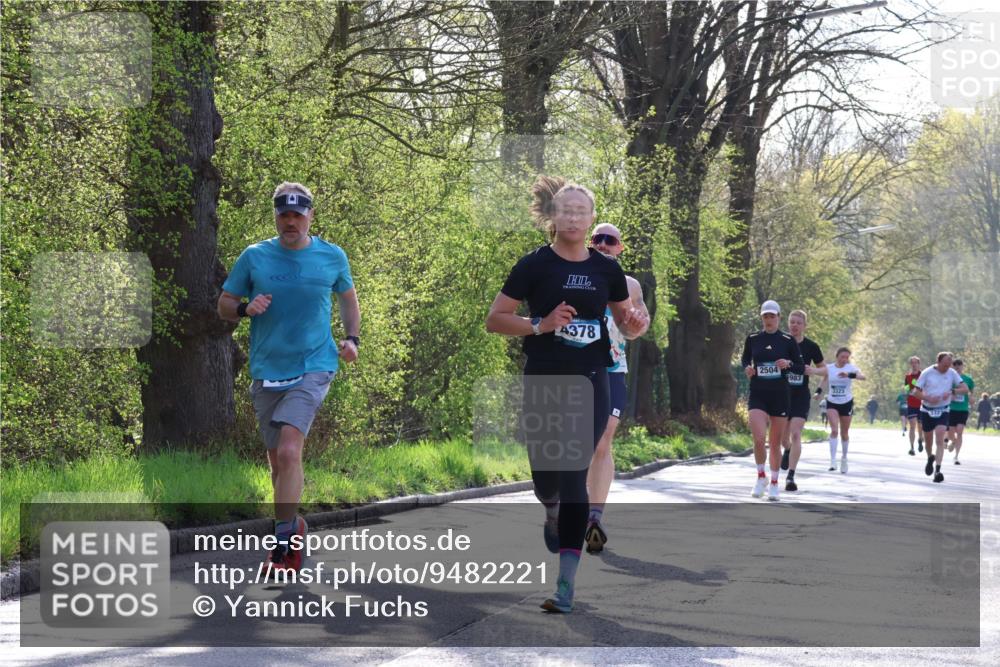 12.04.2026 - 45. Internationalen Wilhelmsburger Insellauf Yannick Fuchs http://msf.ph/oto/9482221 12.04.2026 10:22:49 Laufen 4378, 2504, 983, 323 meine-sportfotos.de